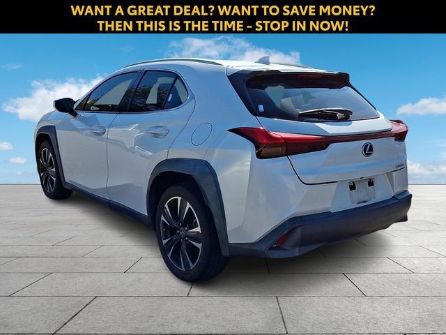 Used 2020 Lexus UX 200 w/ Accessory Package 2 FWD image 5