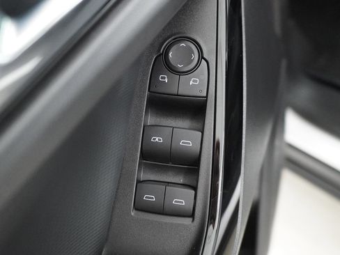 Used 2026 Chevrolet Equinox LT w/ LPO, Floor Liner Package FWD image 13