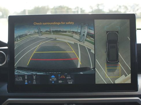 Used 2025 Toyota 4Runner Limited image 7