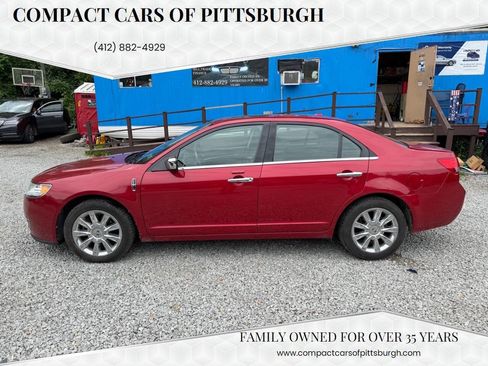 Used 2010 Lincoln MKZ FWD image 1