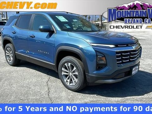 New 2026 Chevrolet Equinox LT w/ Convenience Package II FWD image 1