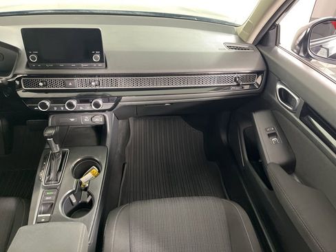 Certified 2022 Honda Civic EX image 17