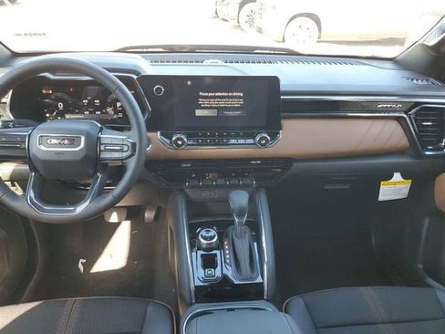 New 2026 GMC Canyon AT4 image 14