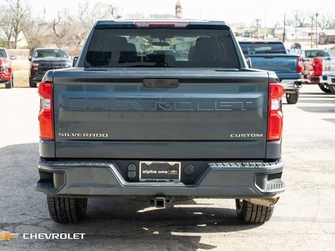 Used 2019 Chevrolet Silverado 1500 Custom w/ Custom Value Package image 7