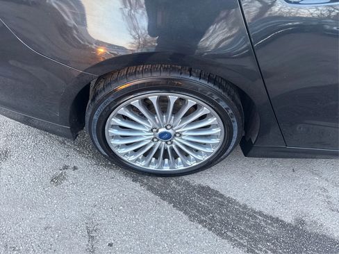 Used 2013 Ford Fusion Titanium image 23