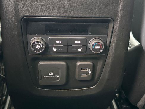 Used 2024 Buick Enclave Premium image 14