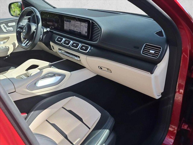 Used 2024 Mercedes-Benz GLE 53 AMG 4MATIC Coupe image 23