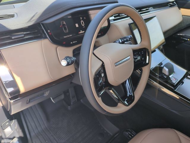 New 2027 Land Rover Range Rover Sport Dynamic SE AWD/4WD image 7