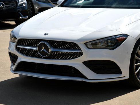 Used 2023 Mercedes-Benz CLA 250 image 3