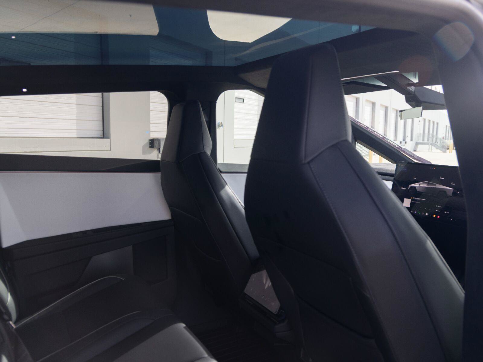 Used 2024 Tesla Cybertruck Cyberbeast AWD/4WD image 26