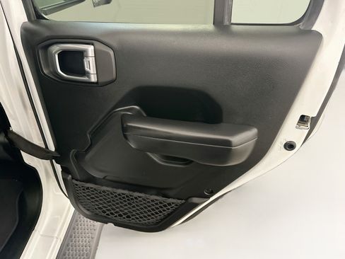 Used 2020 Jeep Wrangler Unlimited Sport S AWD/4WD image 31