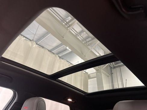 Used 2024 Chevrolet TrailBlazer RS w/ Convenience Package image 28