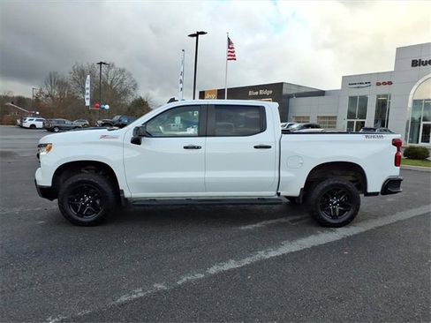 Used 2023 Chevrolet Silverado 1500 LT Trail Boss w/ Protection Package image 7