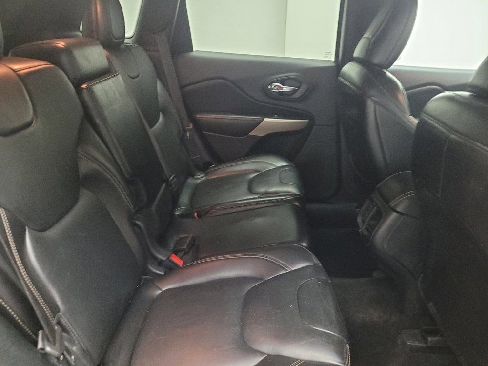 Used 2018 Jeep Cherokee Limited AWD/4WD image 19