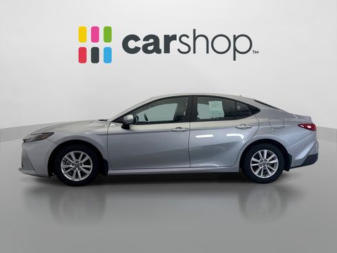 Used 2025 Toyota Camry LE FWD image 2