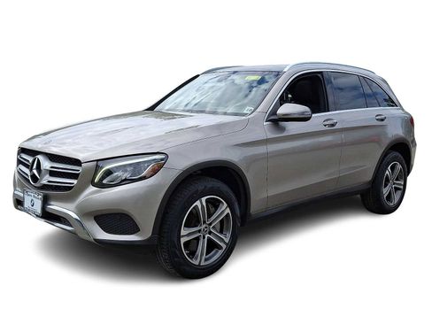 Used 2019 Mercedes-Benz GLC 300 4MATIC image 3