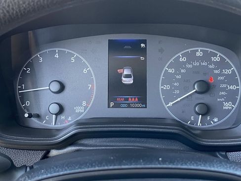 Certified 2025 Toyota Corolla LE FWD image 34