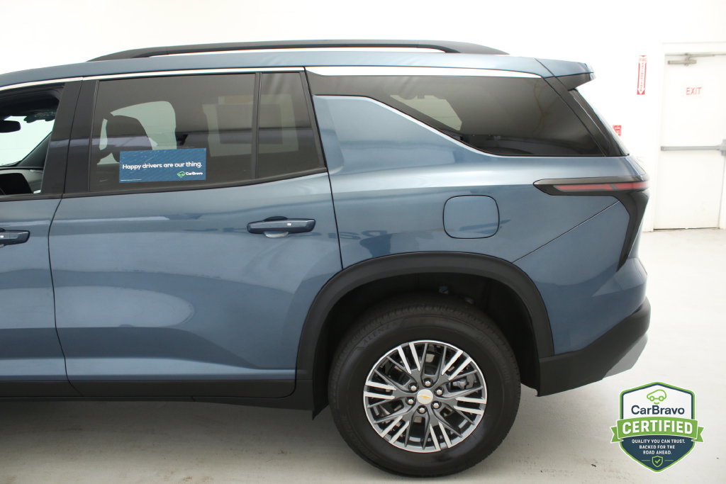 Certified 2026 Chevrolet Traverse LT FWD image 8