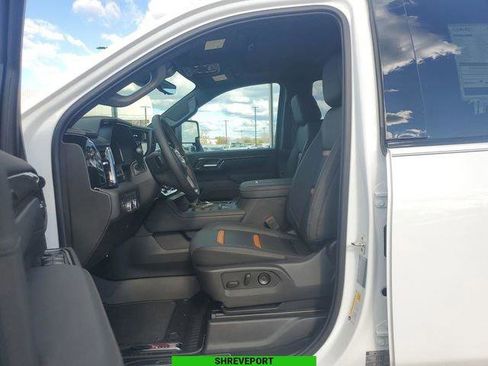 New 2026 GMC Sierra 2500 AT4 w/ AT4 Premium Plus Package image 10
