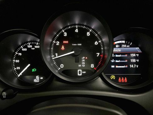 New 2026 Porsche Macan image 17