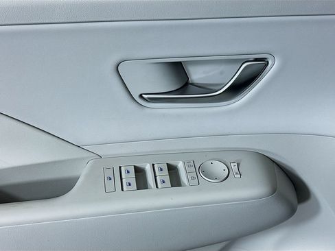 New 2026 Hyundai Kona Limited FWD image 19
