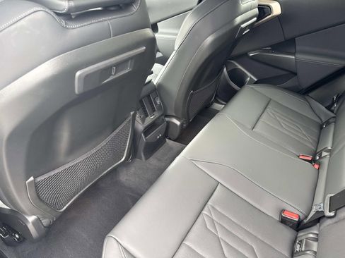 Used 2025 BMW X3 xDrive30i w/ Premium Package image 14