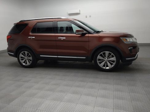 Used 2018 Ford Explorer Limited image 11
