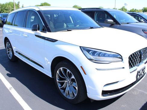 Used 2023 Lincoln Aviator Grand Touring w/ Class IV Trailer Tow Package AWD/4WD image 2