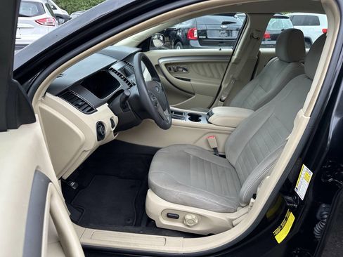 Used 2013 Ford Taurus SE image 19