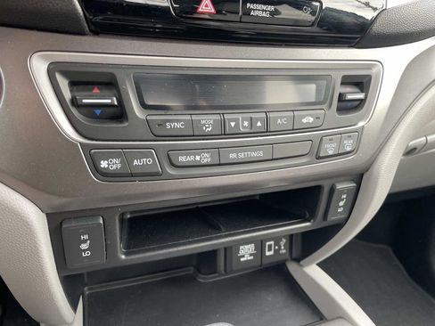 Used 2018 Honda Ridgeline RTL-T image 19