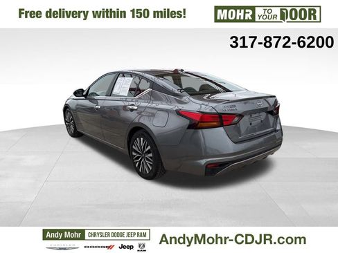 Used 2024 Nissan Altima 2.5 SV image 5