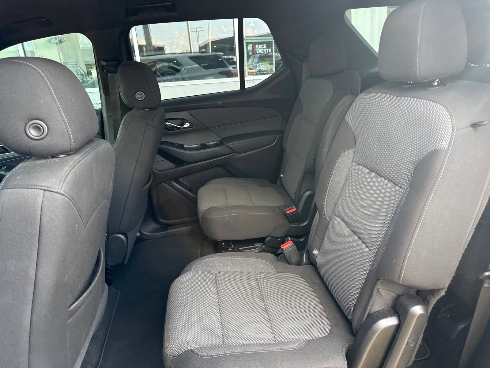 Used 2023 Chevrolet Traverse LT AWD/4WD image 17
