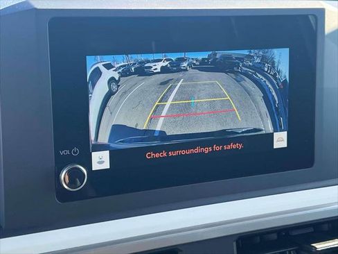 Used 2024 Toyota Tacoma TRD Off-Road image 31