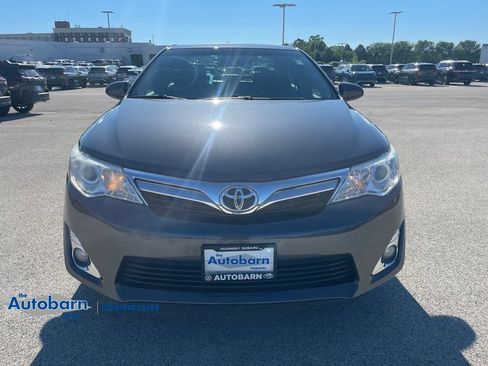 Used 2012 Toyota Camry XLE FWD image 8