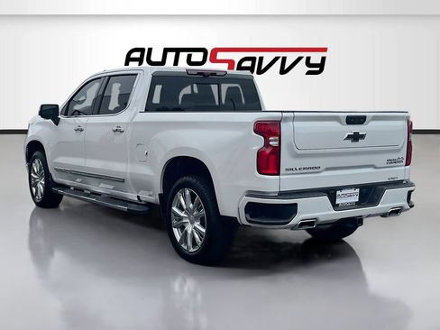 Used 2025 Chevrolet Silverado 1500 High Country w/ Technology Package AWD/4WD image 5