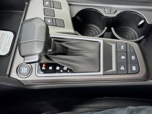 New 2026 Kia Sportage EX image 16
