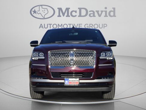 Used 2024 Lincoln Navigator Premiere AWD/4WD image 8