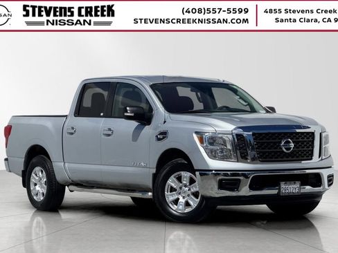 Used 2017 Nissan Titan SV AWD/4WD image 1