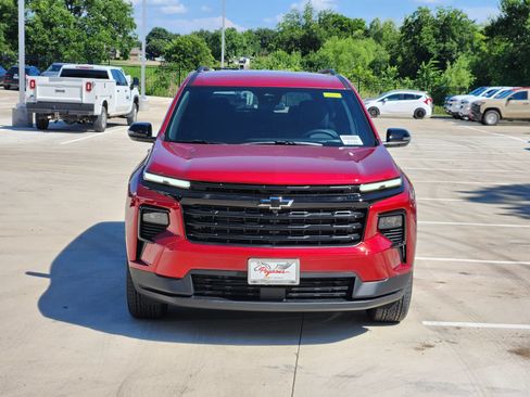 New 2026 Chevrolet Traverse LT w/ Midnight/Sport Edition FWD image 6