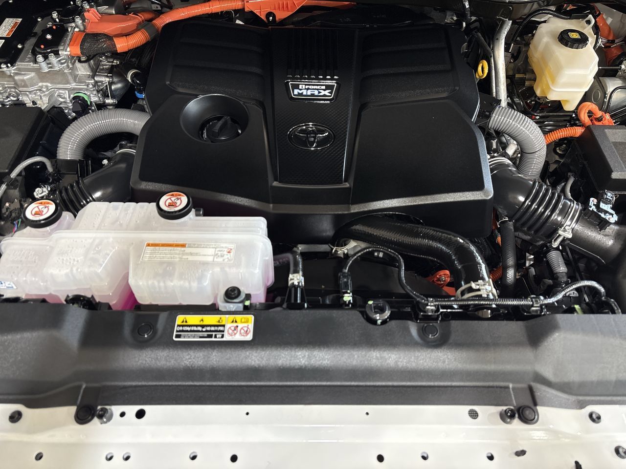 Certified 2026 Toyota Sequoia Limited w/ Tow Technology Package AWD/4WD image 28