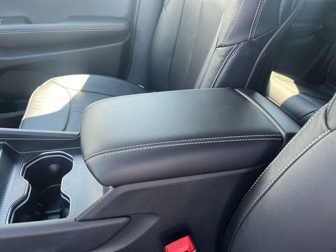 New 2025 Jeep Grand Cherokee Altitude image 22