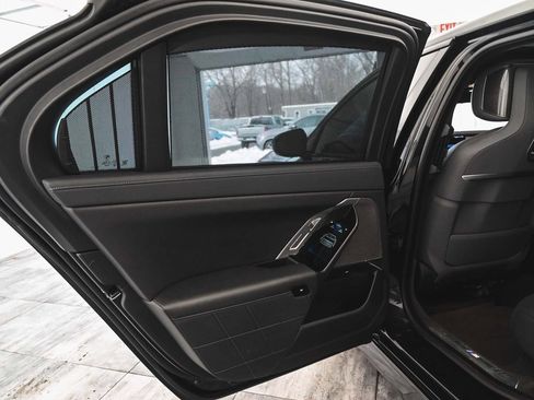 Used 2023 BMW i7 xDrive60 w/ Parking Assistance Package image 12