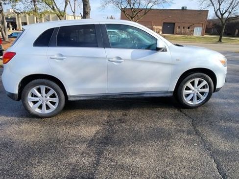 Used 2015 Mitsubishi Outlander Sport SE image 5