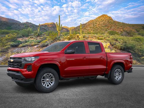 New 2025 Chevrolet Colorado LT image 2