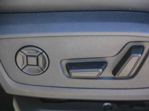 Certified 2024 Audi Q4 e-tron Premium Plus w/ Premium Plus image 21