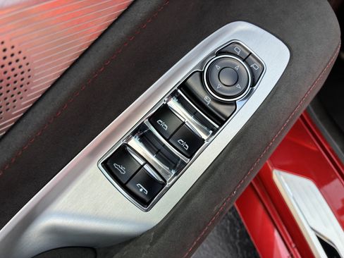 Used 2023 Chevrolet Corvette Stingray Premium Conv w/ Z51 Performance Package RWD image 18