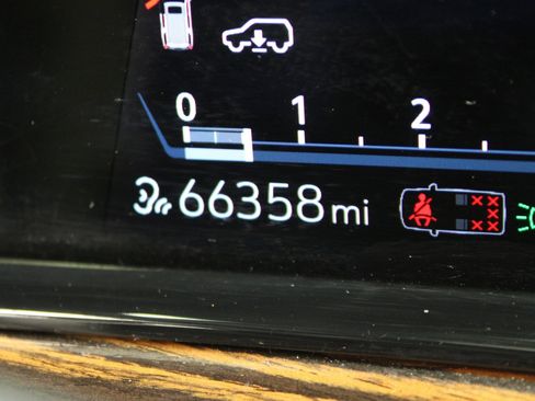 Used 2021 Cadillac Escalade Premium Luxury w/ Driver Assist Tech Package image 62