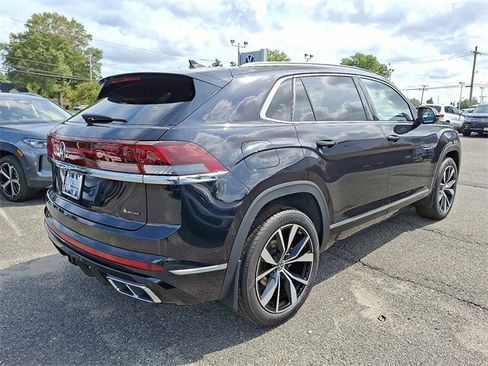 New 2026 Volkswagen Atlas Cross Sport SEL Premium R-Line image 4