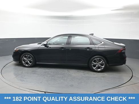 Used 2023 Honda Accord EX image 4
