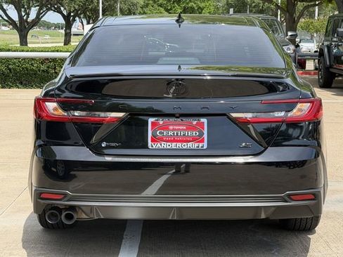 Certified 2025 Toyota Camry SE w/ Convenience Package FWD image 5